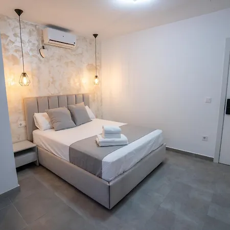Vendégház Casa Luxore