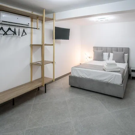 בית הארחה Casa Luxore אליקאנטה