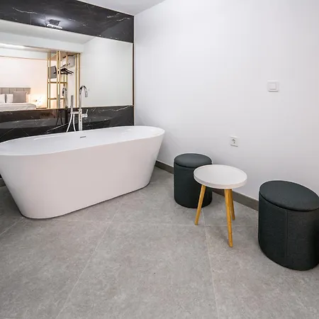 Casa Luxore ゲストハウス 3*