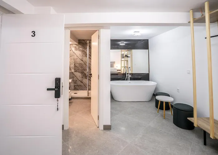 Casa Luxore Konukevi 3*